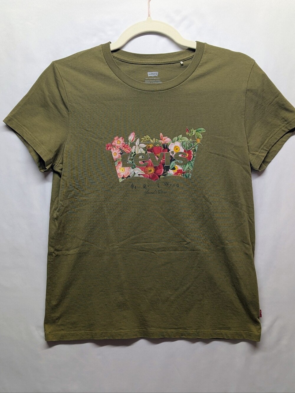 Nwot Levi's Olive Green Floral Crown Logo Tee